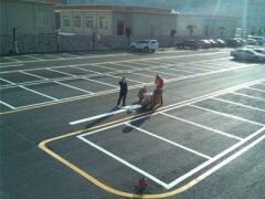 地面停车场划车位